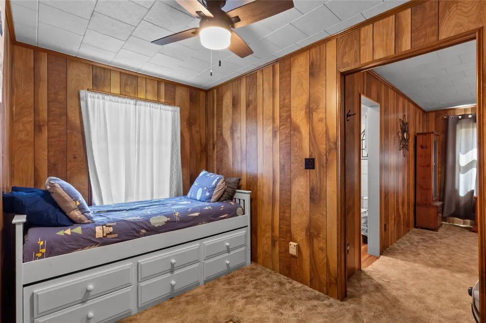 286 Lynwood Burkeville, TX 75932