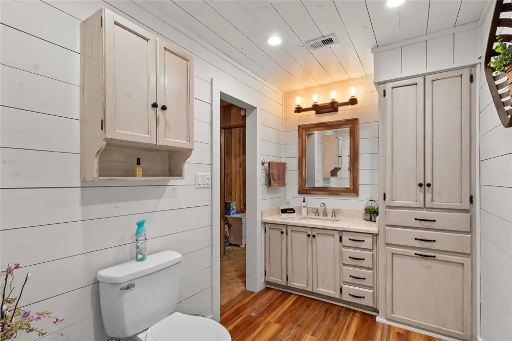 286 Lynwood Burkeville, TX 75932