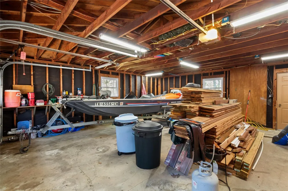 286 Lynwood Burkeville, TX 75932