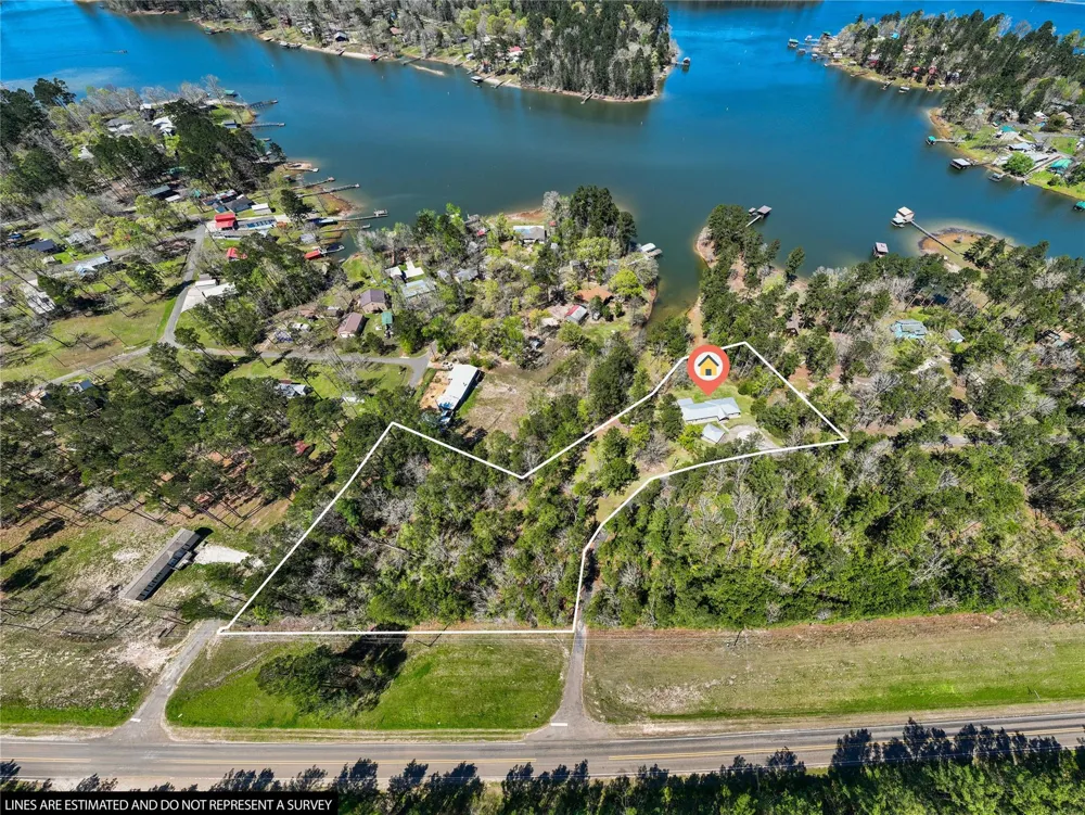 286 Lynwood Burkeville, TX 75932