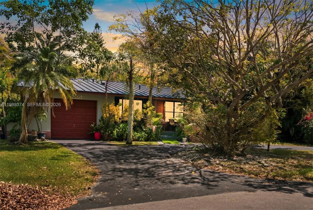 6005 SW 64th Pl South Miami, FL 33143