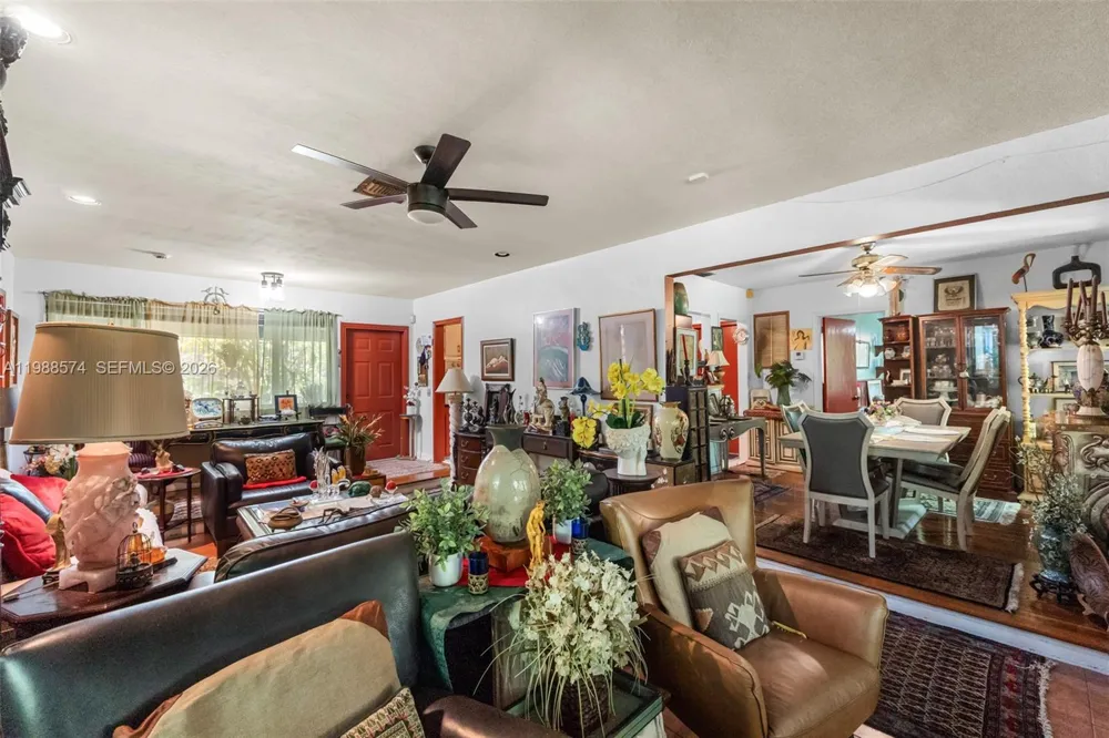 6005 SW 64th Pl South Miami, FL 33143