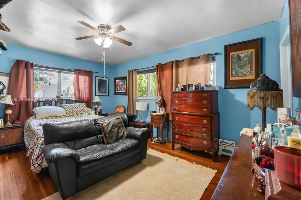 6005 SW 64th Pl South Miami, FL 33143