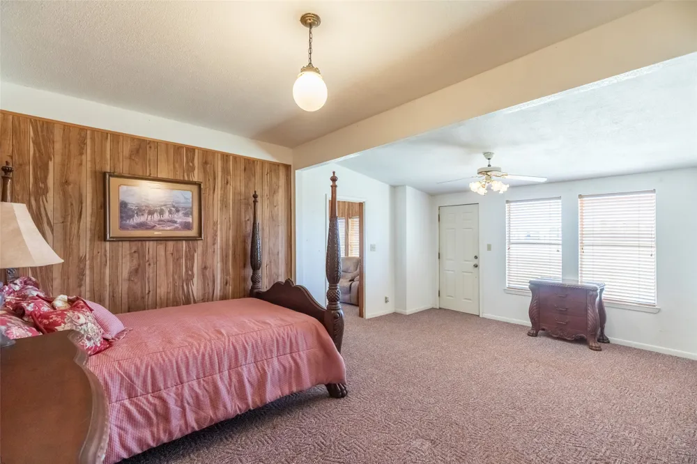 1450 Farm Road 605 Hawley, TX 79525