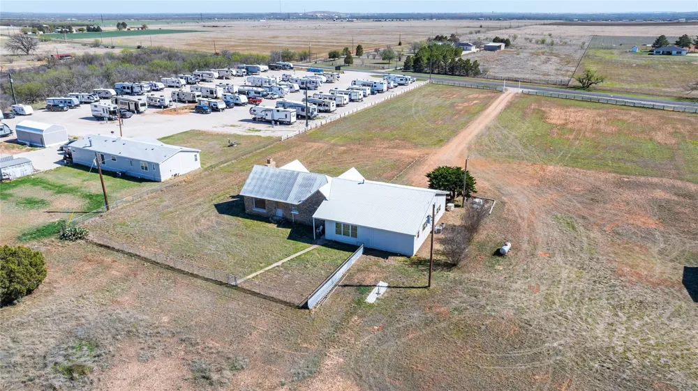 1450 Farm Road 605 Hawley, TX 79525