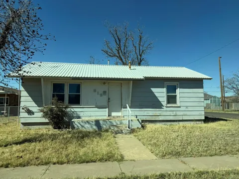 813 NW 1st St Street