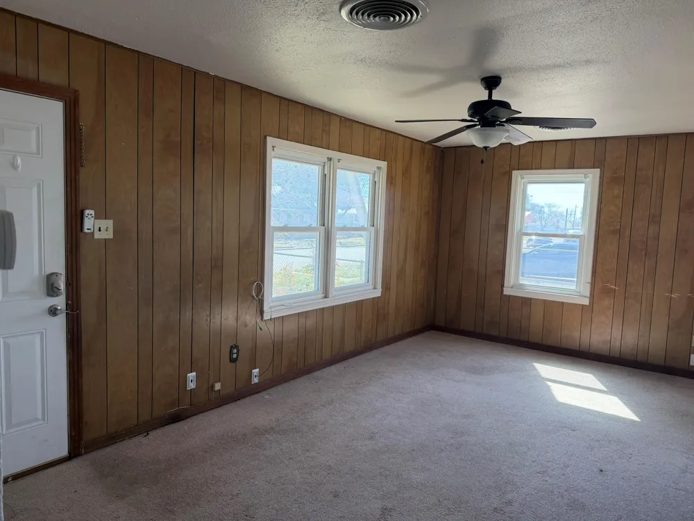 813 NW 1st St Street Andrews, TX 79714