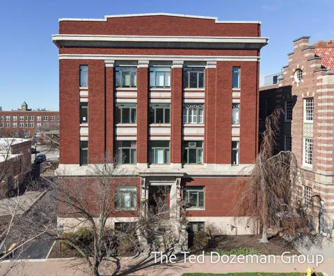 17 W 10th Street #450