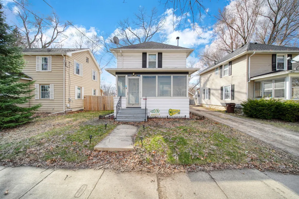 414 Pleasant Street Jackson, MI 49202