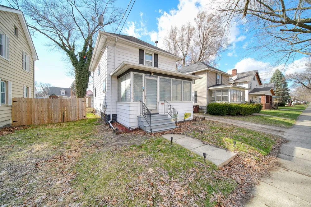 414 Pleasant Street Jackson, MI 49202