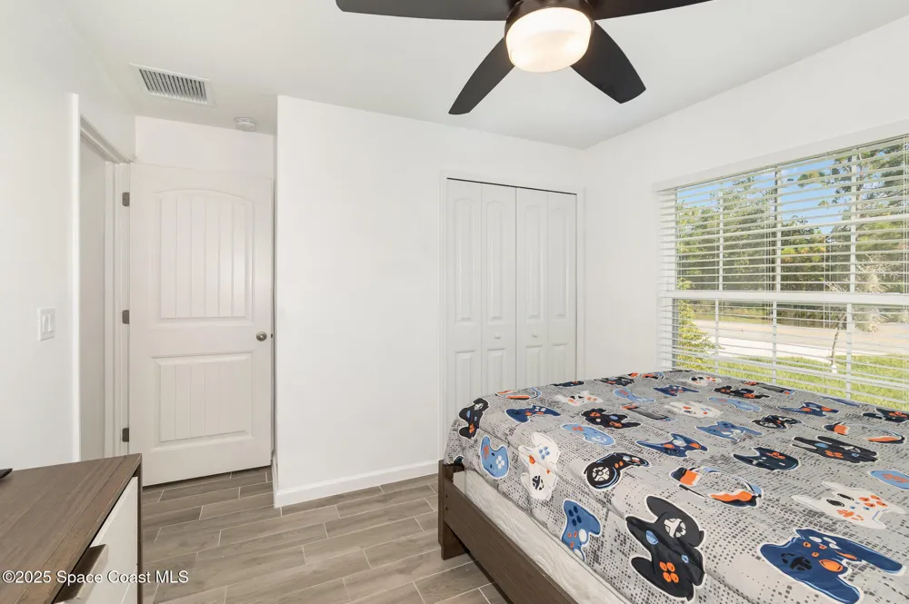 1534 Pine Street Orlando, FL 32824
