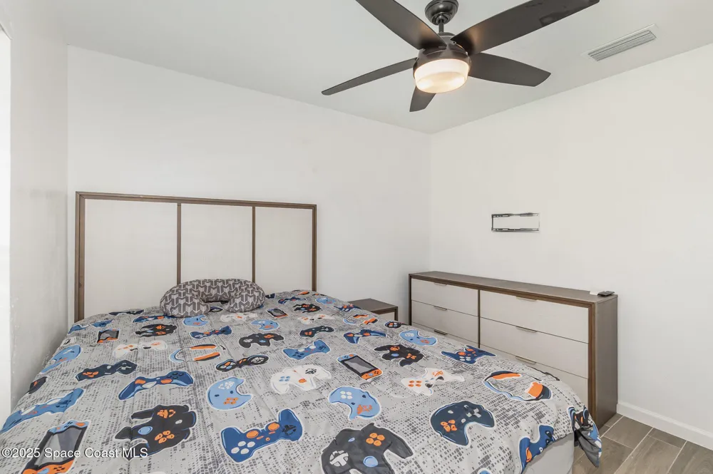 1534 Pine Street Orlando, FL 32824