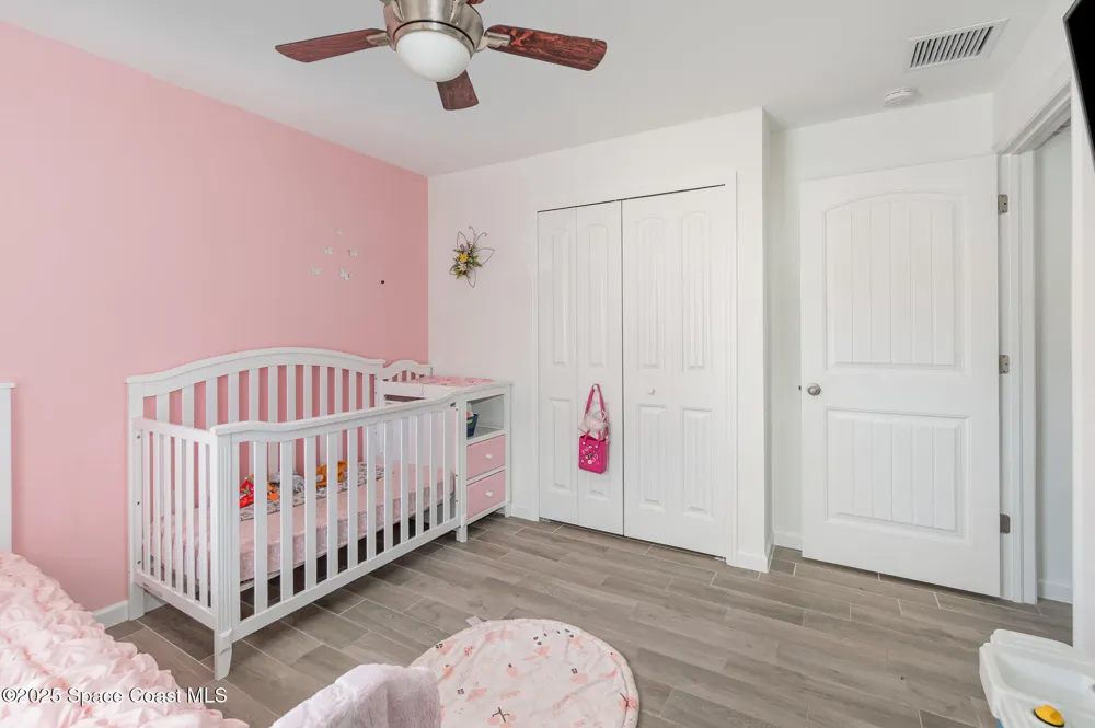 1534 Pine Street Orlando, FL 32824