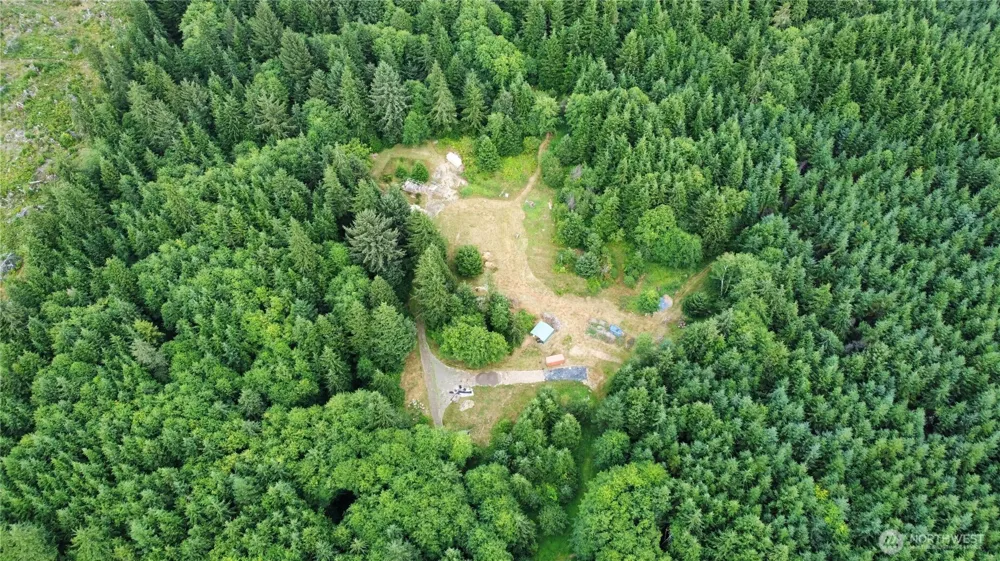 1608 E Hoquiam Road Hoquiam, WA 98550