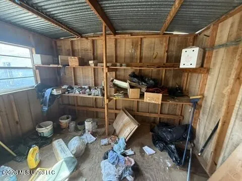 1332 Walker Road Terry, MS 39170