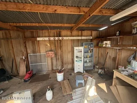 1332 Walker Road Terry, MS 39170