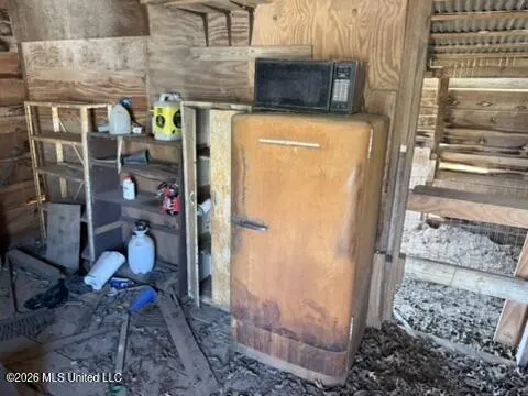 1332 Walker Road Terry, MS 39170