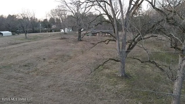 1332 Walker Road Terry, MS 39170