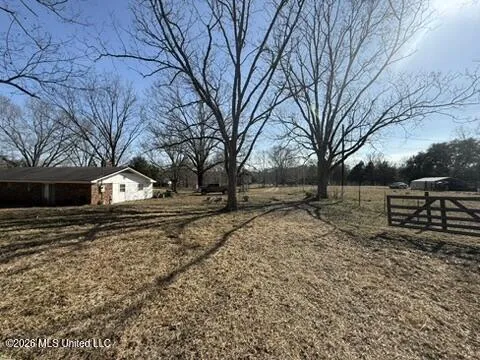 1332 Walker Road Terry, MS 39170