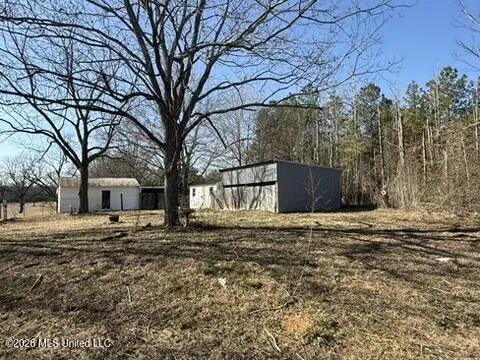 1332 Walker Road Terry, MS 39170