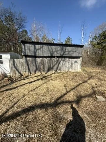 1332 Walker Road Terry, MS 39170