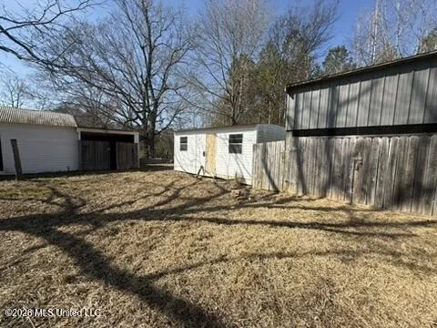 1332 Walker Road Terry, MS 39170