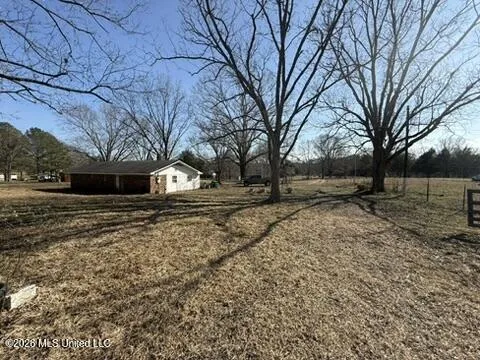 1332 Walker Road Terry, MS 39170
