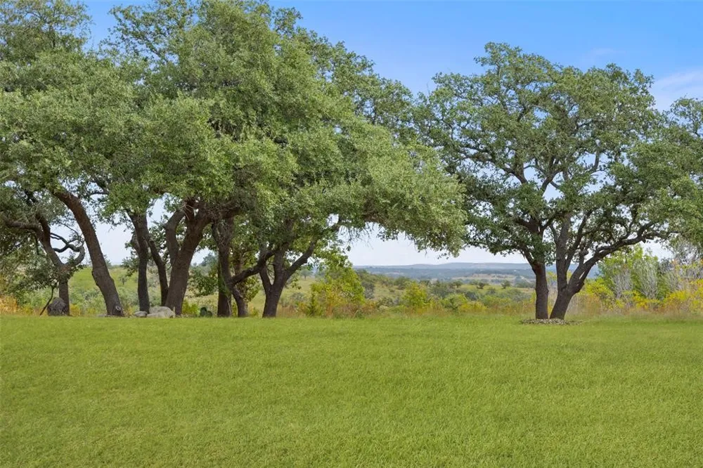 1900 Byrd Ranch Road Johnson City, TX 78636