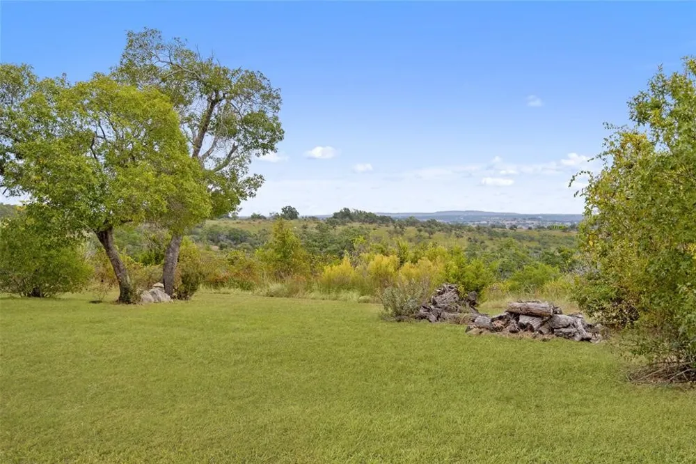 1900 Byrd Ranch Road Johnson City, TX 78636