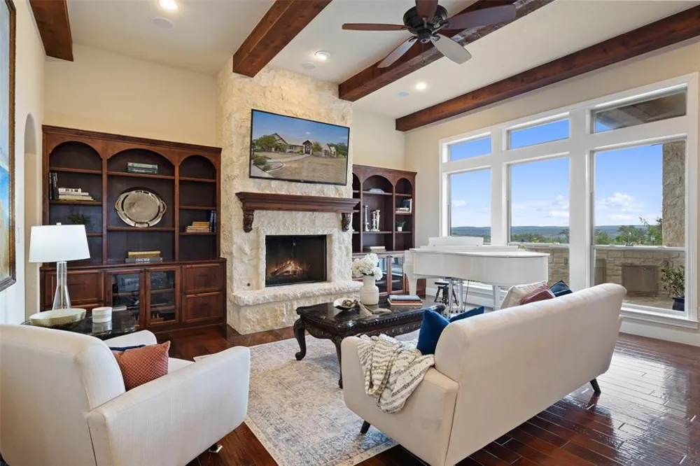 1900 Byrd Ranch Road Johnson City, TX 78636