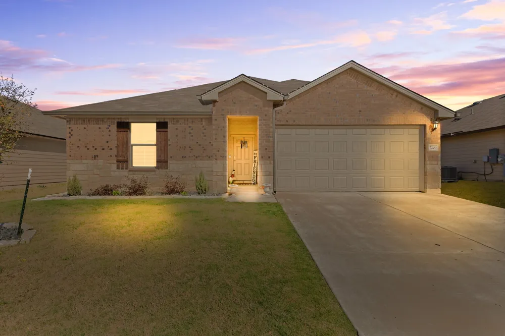 7209 Canadian Drive China Spring, TX 76633