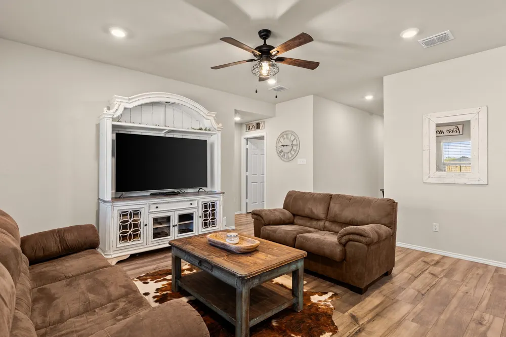 7209 Canadian Drive China Spring, TX 76633