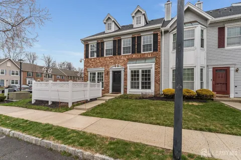 382 Hadleigh Lane