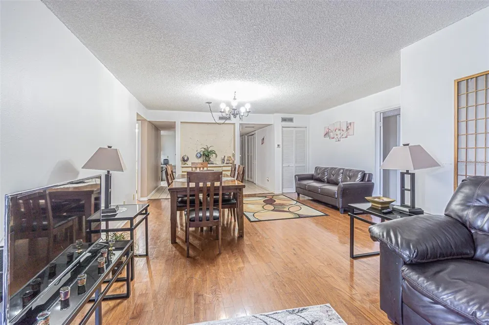 14820 RUE DE BAYONNE #301 Clearwater, FL 33762