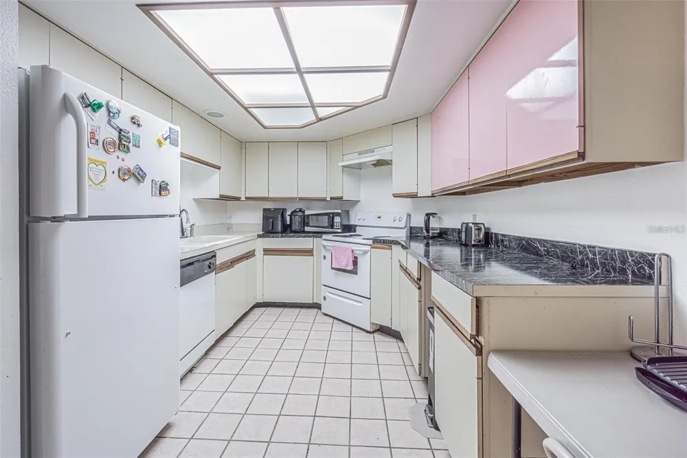 14820 RUE DE BAYONNE #301 Clearwater, FL 33762