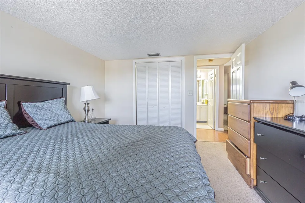 14820 RUE DE BAYONNE #301 Clearwater, FL 33762