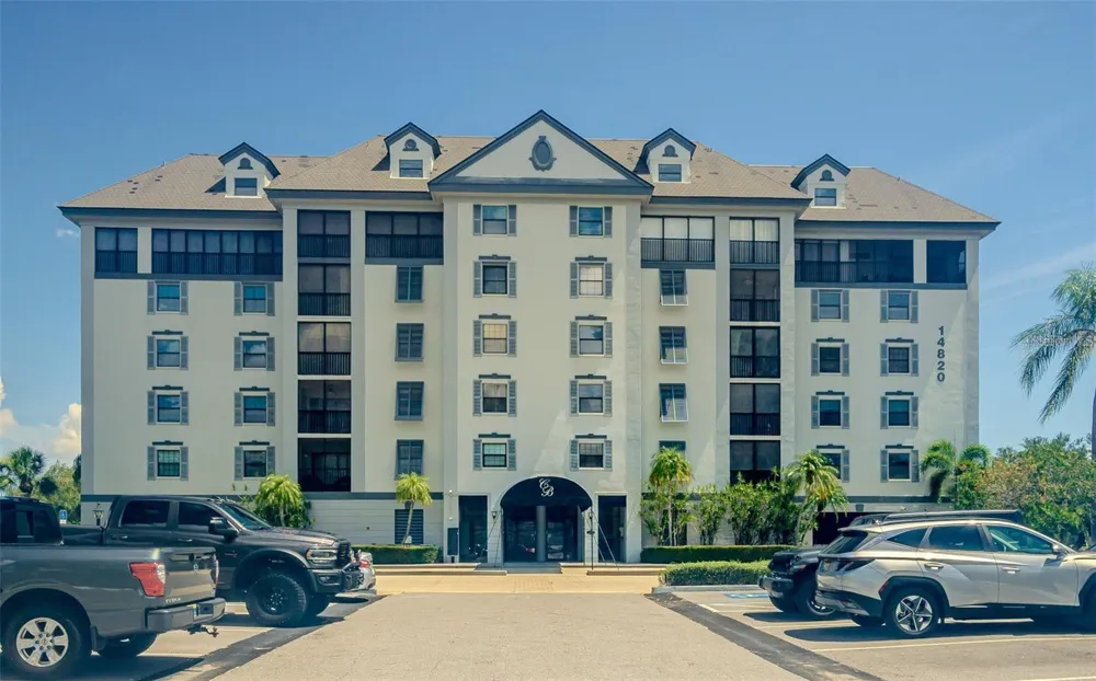 14820 RUE DE BAYONNE #301 Clearwater, FL 33762