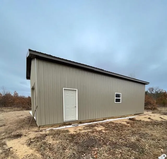 2319 E 38th Street Idlewild, MI 49642
