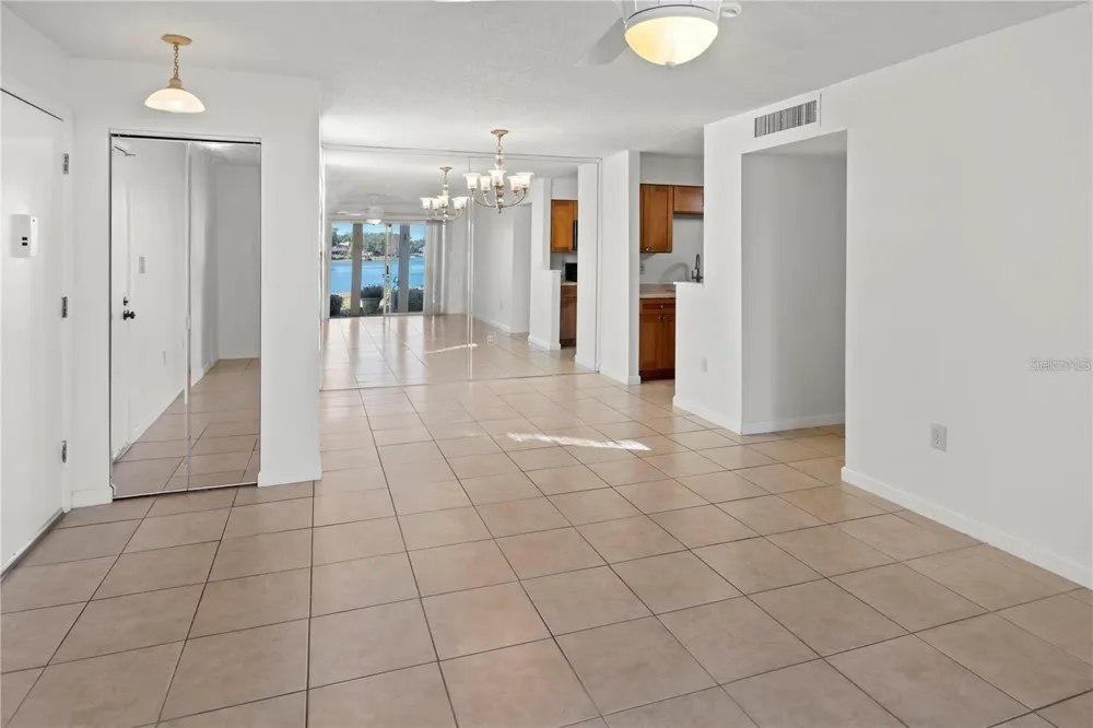 530 ORANGE DRIVE #11 Altamonte Springs, FL 32701