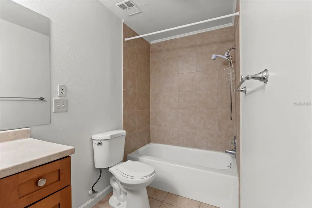 530 ORANGE DRIVE #11 Altamonte Springs, FL 32701