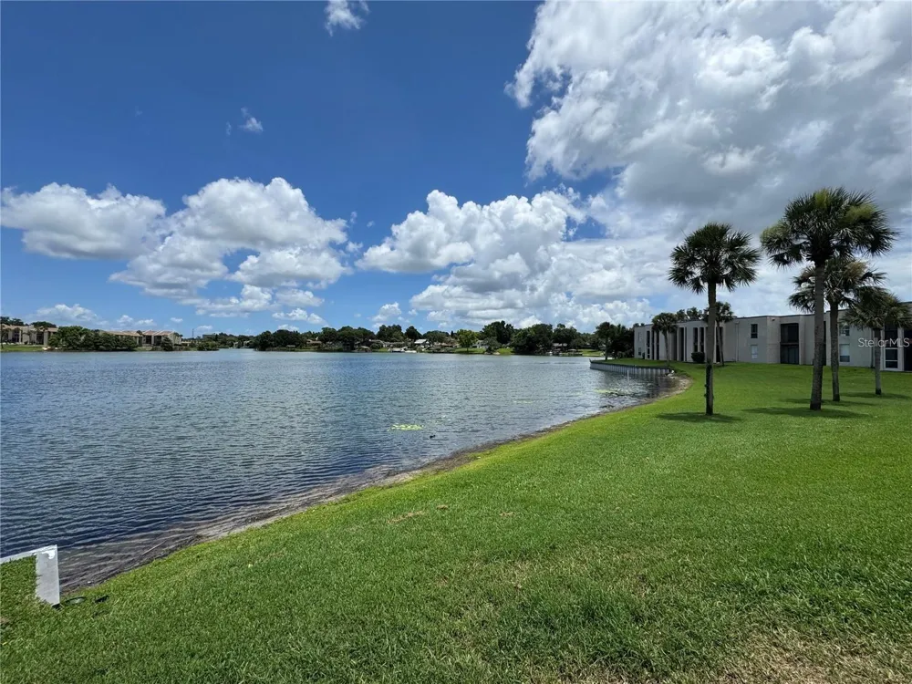 530 ORANGE DRIVE #11 Altamonte Springs, FL 32701
