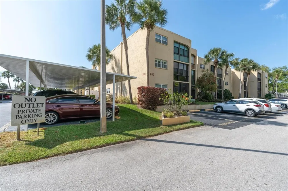 11485 OAKHURST ROAD #200-318 Largo, FL 33774