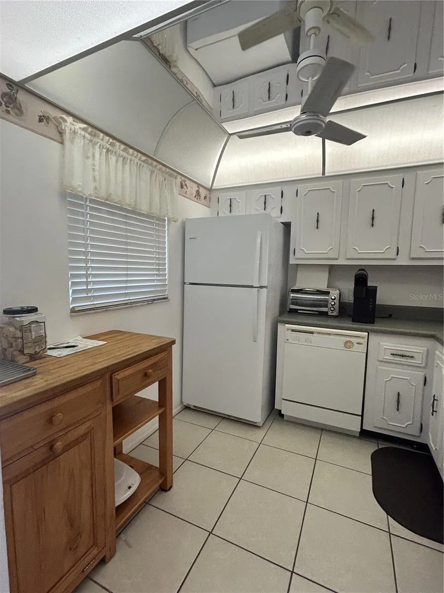11485 OAKHURST ROAD #200-318 Largo, FL 33774