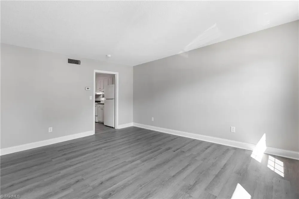 22 Forsyth Street Thomasville, NC 27360