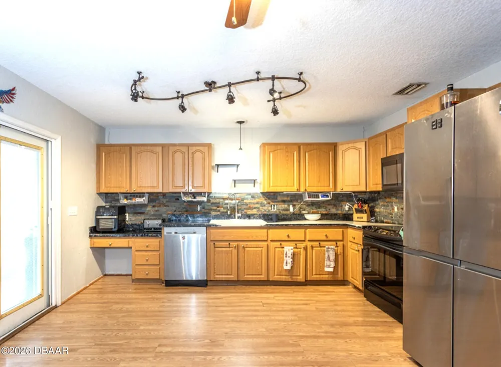 474 E University Avenue Orange City, FL 32763