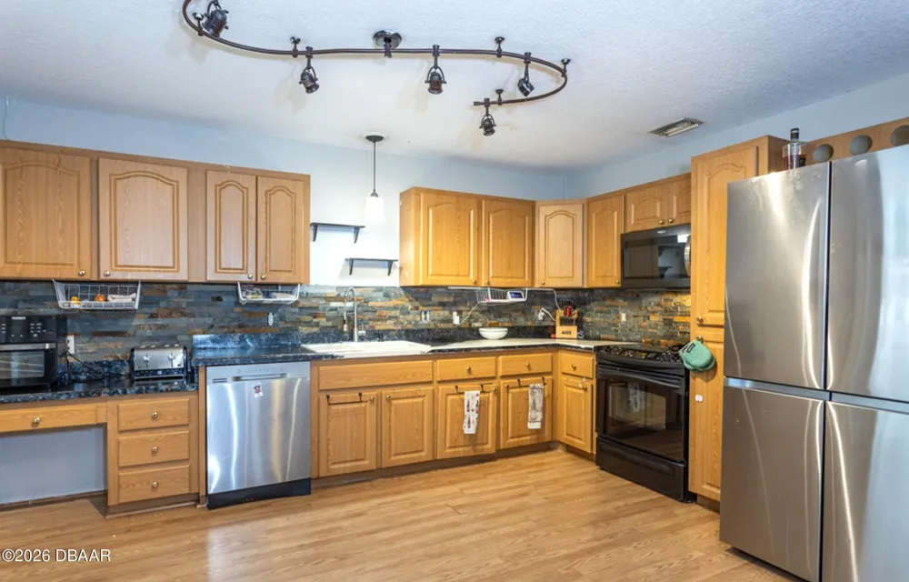 474 E University Avenue Orange City, FL 32763