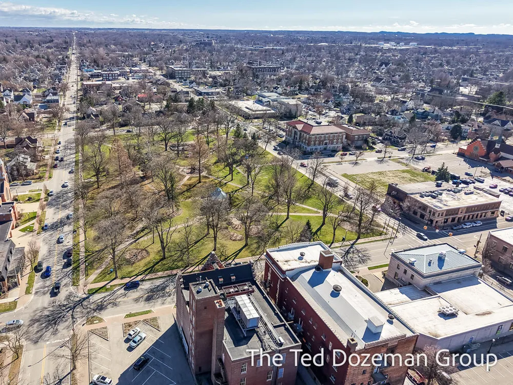 17 W 10th Street #450 Holland City, MI 49423