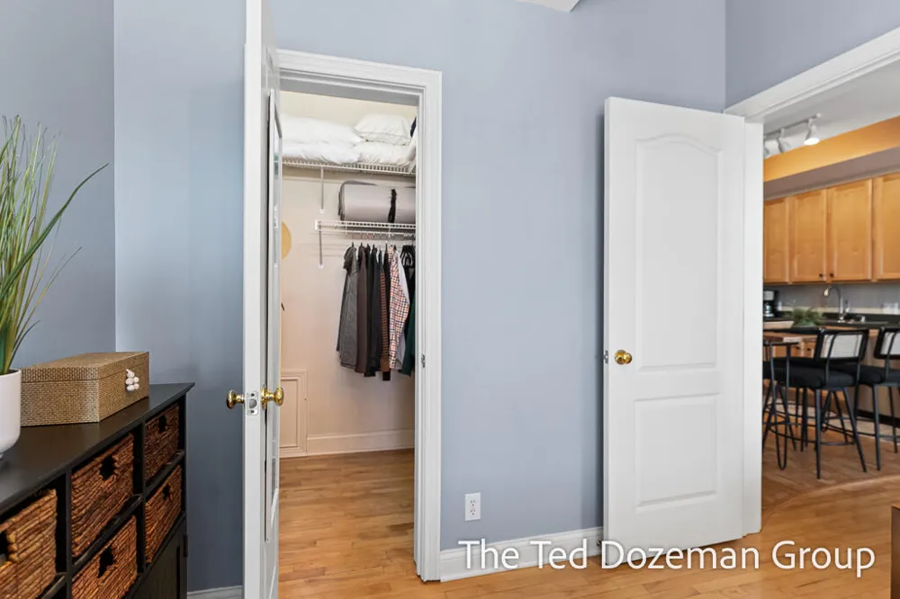 17 W 10th Street #450 Holland City, MI 49423