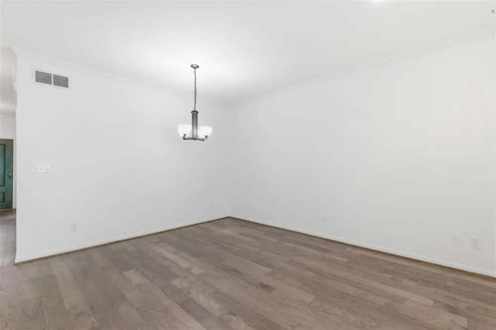 8614 Oakford Drive Houston, TX 77024
