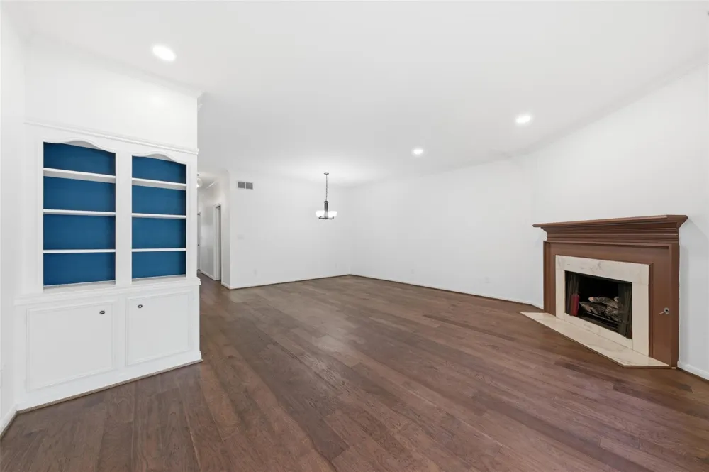 8614 Oakford Drive Houston, TX 77024